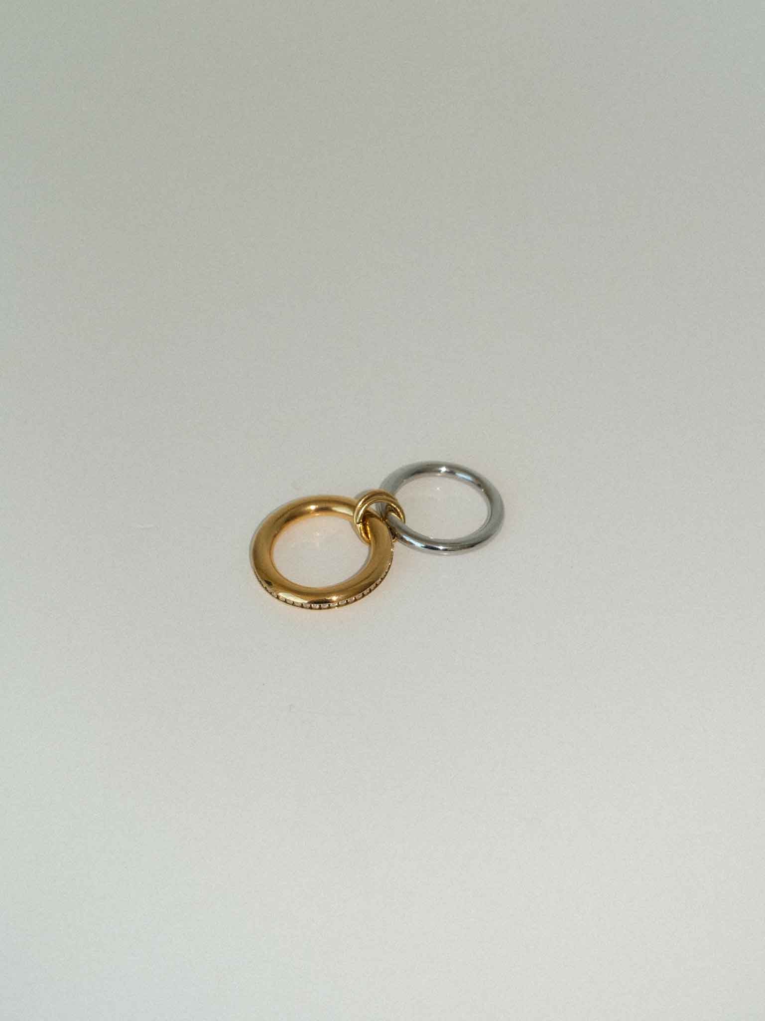 Linked Diamond Ring