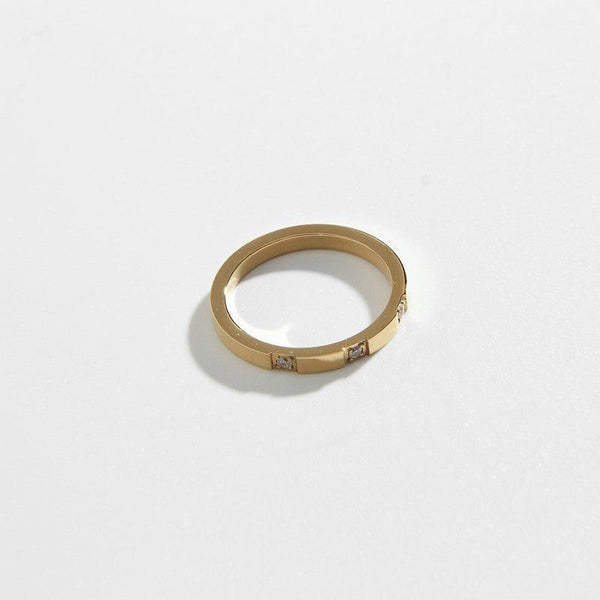 Single baguette sale diamond ring
